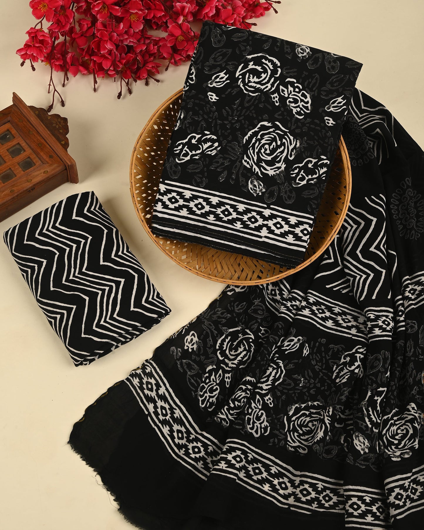 Muslin Suits Sets